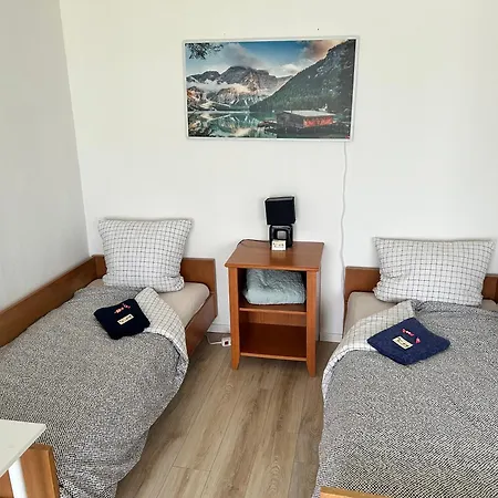 Family & Friends Mit Terrace - Up To 5 Beds - 25m2 קרגלינגן