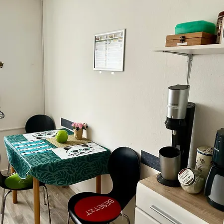Family & Friends Mit Terrace - Up To 5 Beds - 25m2 Vendégház