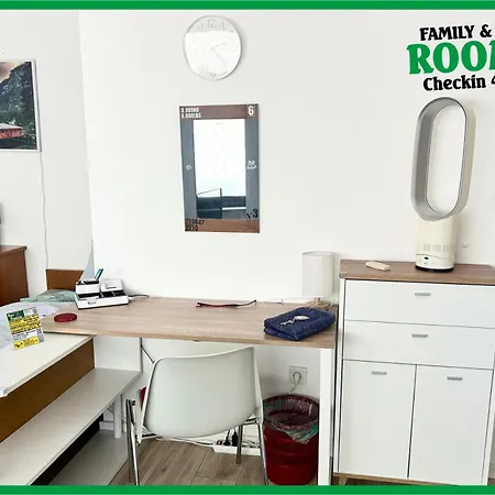 Penzion Deine Pension, Family & Friends P3, 5 Beds, 25qm, Check-in 4pm 5am