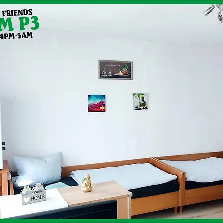 Deine Pension, Family & Friends P3, 5 Beds, 25qm, Check-in 4pm 5am Penzion