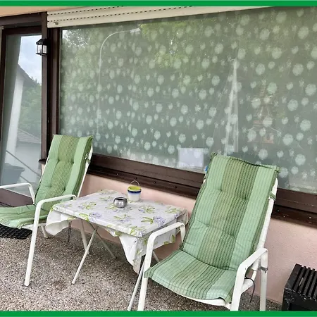 Deine Pension, Family & Friends P3, 5 Beds, 25qm, Check-in 4pm 5am Penzion Creglingen