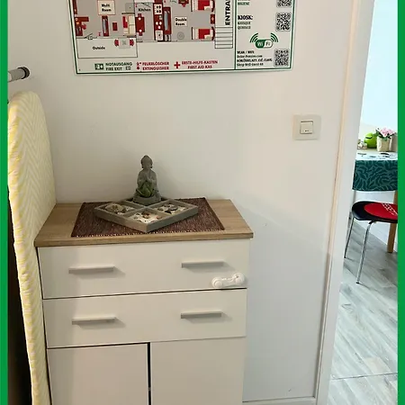 Deine Pension, Family & Friends P3, 5 Beds, 25qm, Check-in 4pm 5am * Creglingen